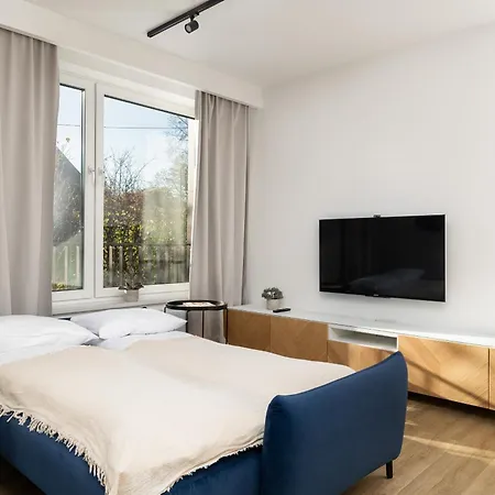 Modern & Trendy Studio Winiarska With Parking By Renters *