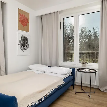 Modern & Trendy Studio Winiarska With Parking By Renters Poznań